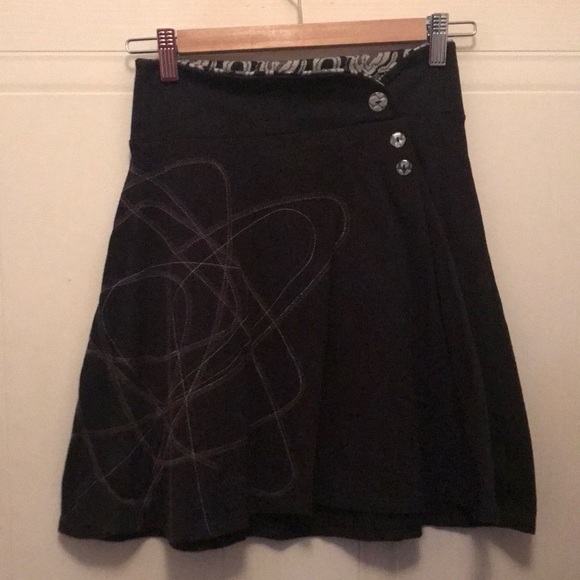 Skirt Marie C ( a Montréal designer) - Picture 1 of 3